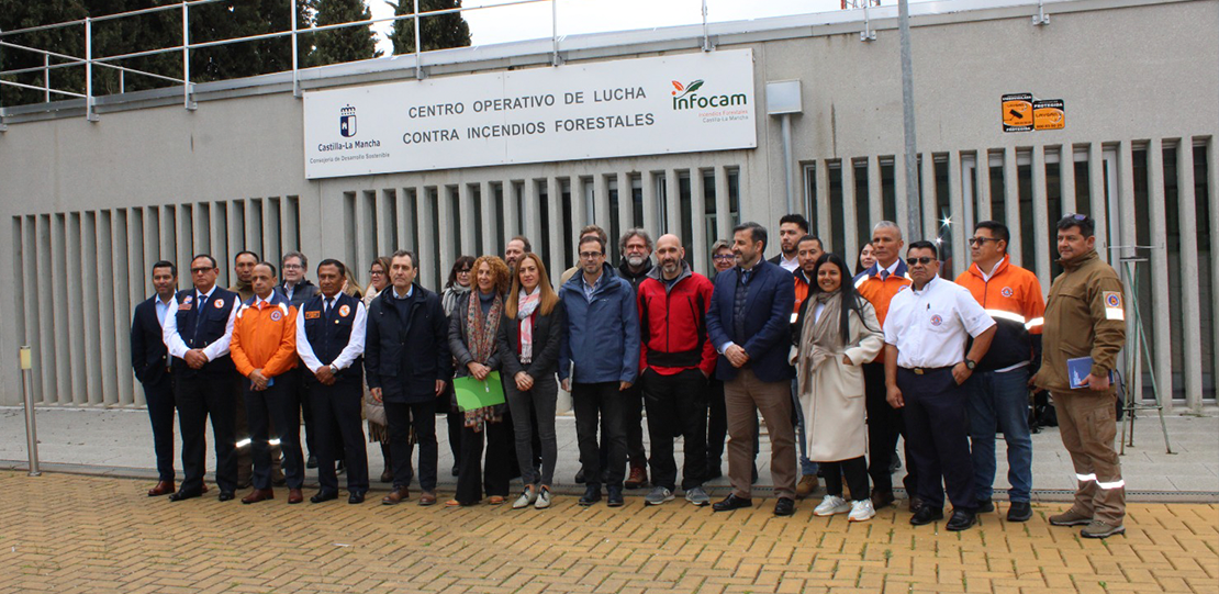 Foto de grupo de los asistentes